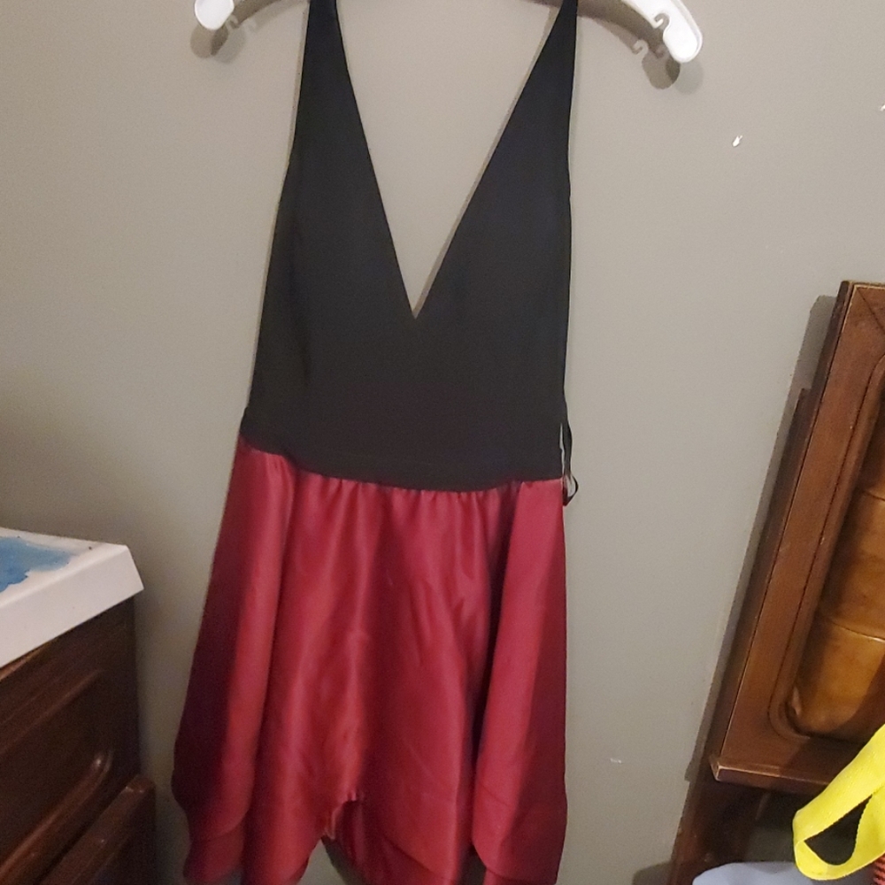Dress - Picture 2 of 5
